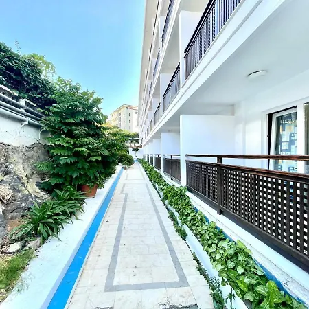 Estudio Con Wifi, Ac Y Bonita Piscina En Puerto De La Cruz 푸에르토 드 라 크루즈